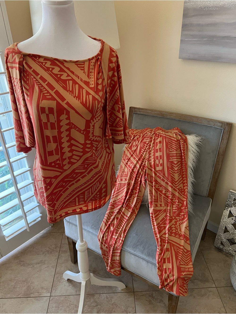 IMAN Orange And Tan Geometric Print Leggings & Cape Top Set